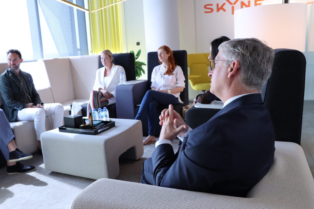 Skyne welcomes the Dutch Ambassador Lody Embrechts to its office