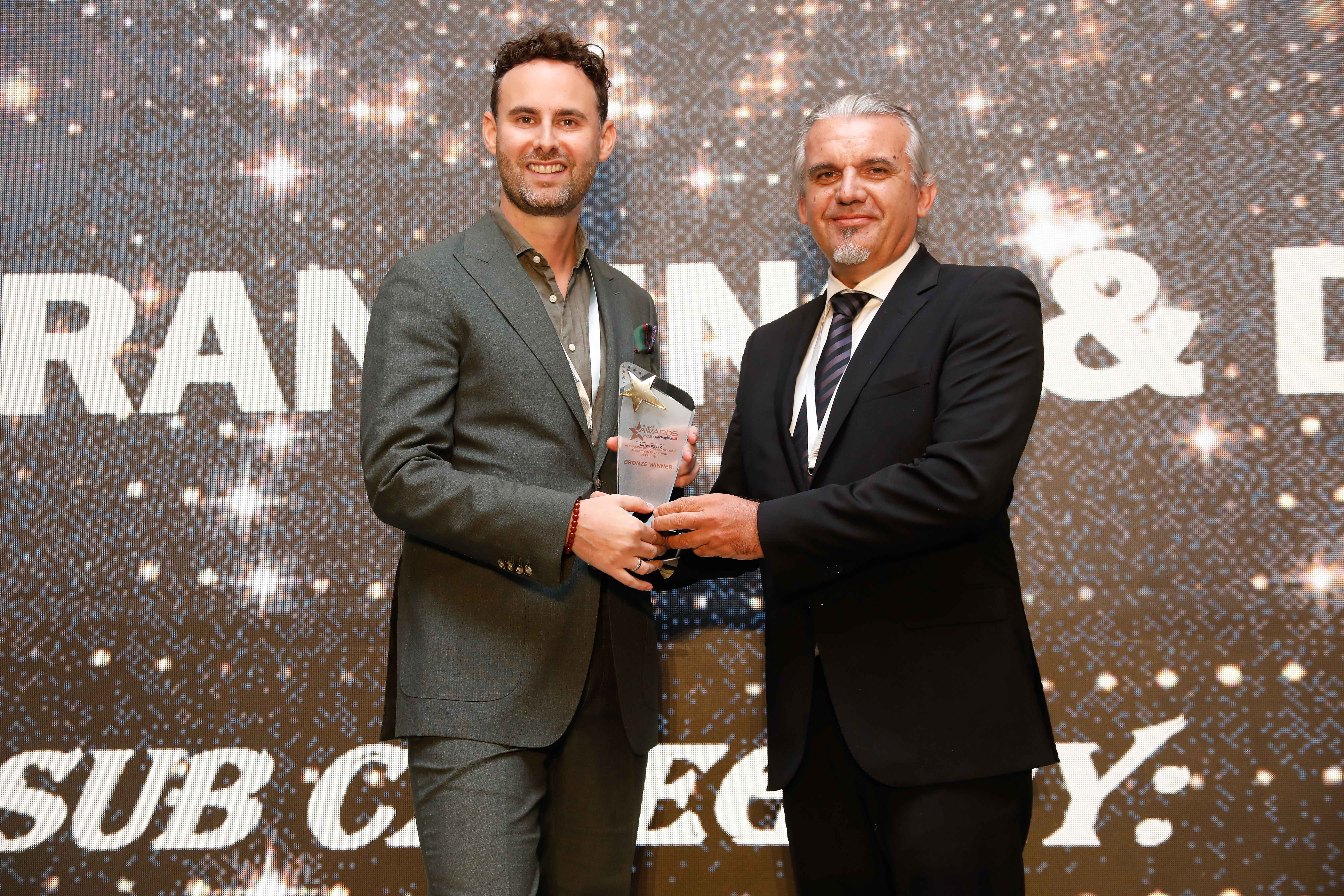 Skyne wins at the Packaging MEA Awards